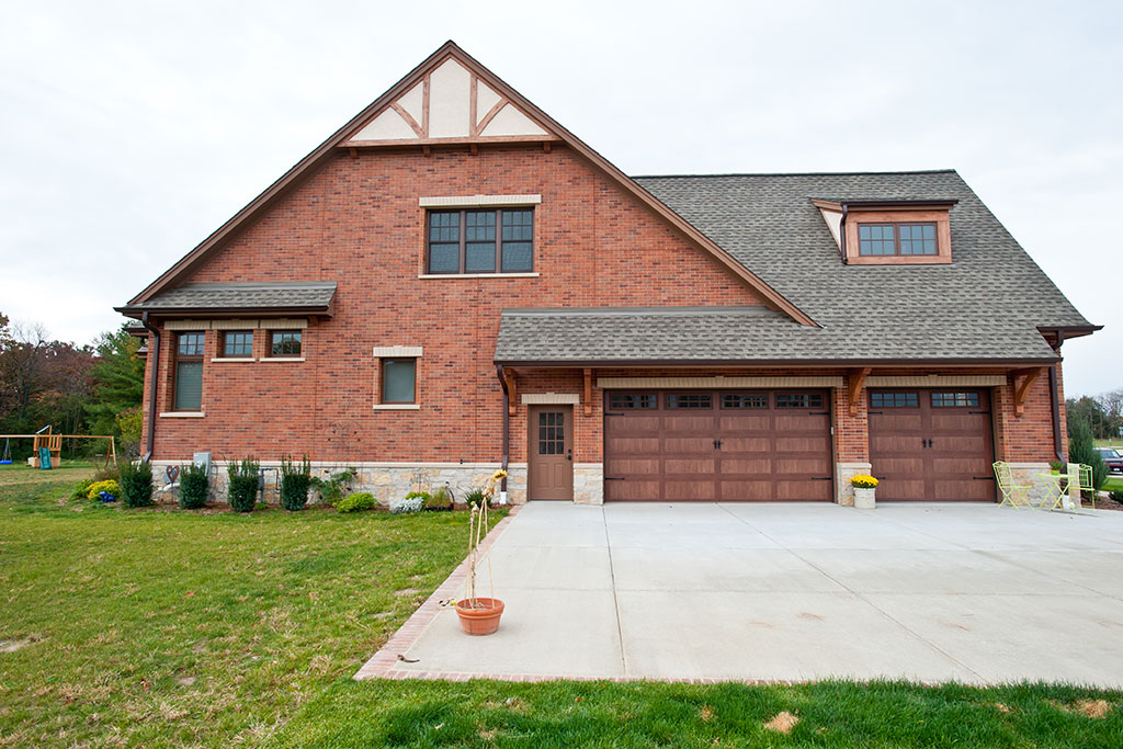 Architectural features of a custom home, garage side view
